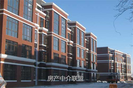 西郊教师公寓，套三带附房，凤凰楼层，上学出门口就是